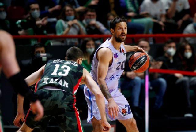 Adi�s al liderazgo