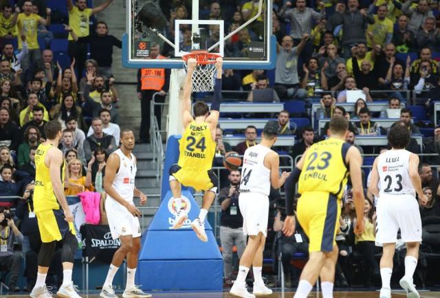 Se oscureci� en el final