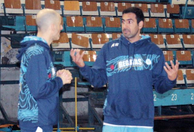 Se sum� Paolo Quinteros a la pretemporada