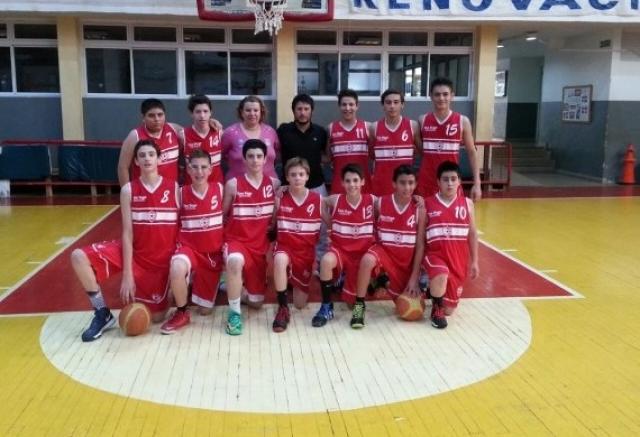 Quique Club y San Mart�n de Corrientes a la final