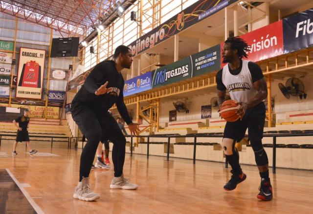 San Mart�n tiene fichas mayores completas