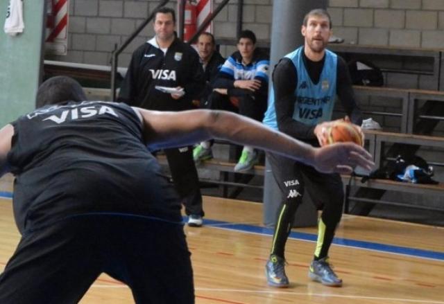 La Selecci�n comenz� su preparaci�n para el Preol�mpico