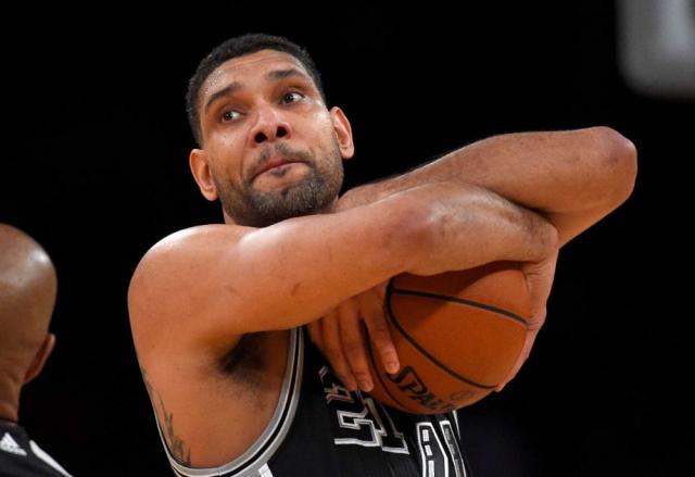 San Antonio gan� y festej� los 1.000 de Duncan