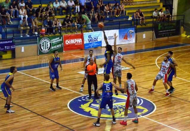 Villa San Mart�n dio el golpe