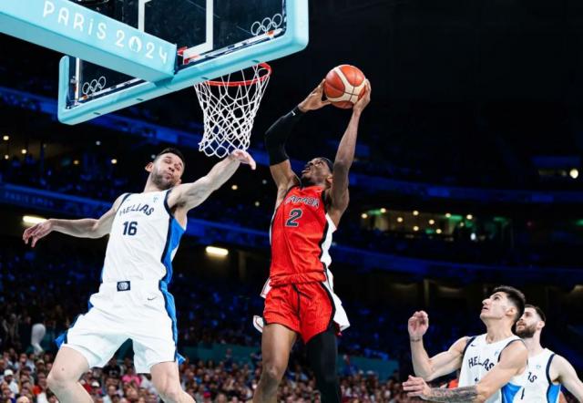 Francia y Canad� pusieron primera