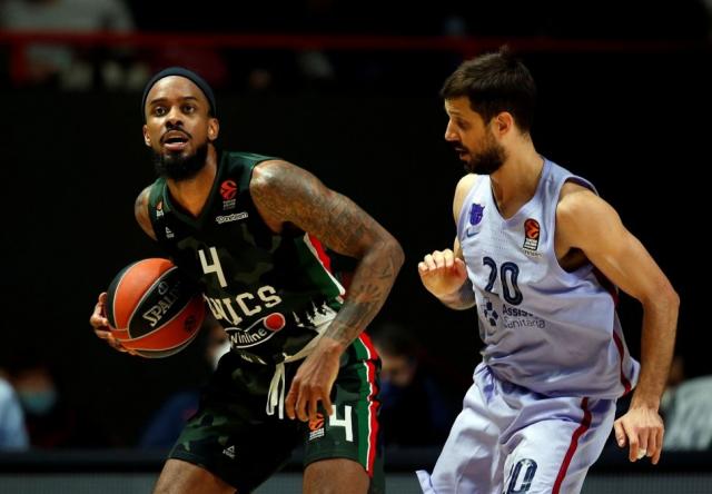 Adi�s al liderazgo