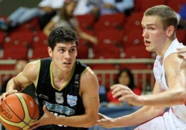 Massarelli: �Nosotros nos hicimos fuertes con los nacionales y eso es una ventaja�