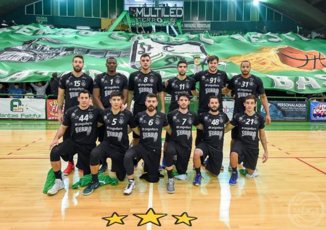 Volvi� a los primeros planos