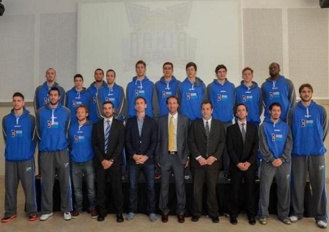 Bah�a Basket present� su plantel