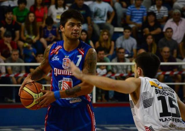 Le gan� y lo elimin�