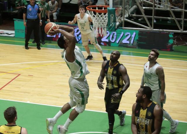 Adelant� el san Valent�n