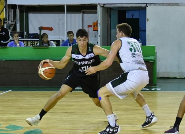 Costa y Mensia llevaron la bandera del mi�rcoles