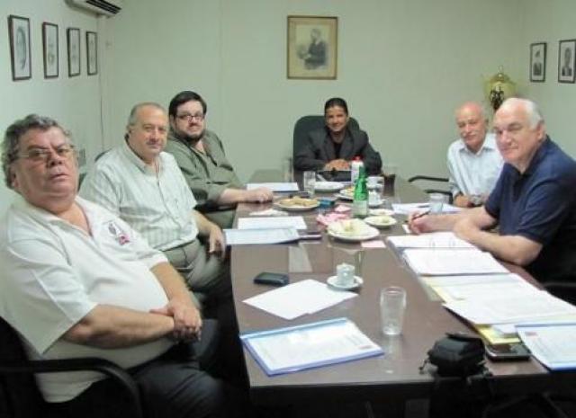 El Comit� Ejecutivo de ABASU se reuni� en nuestro pa�s