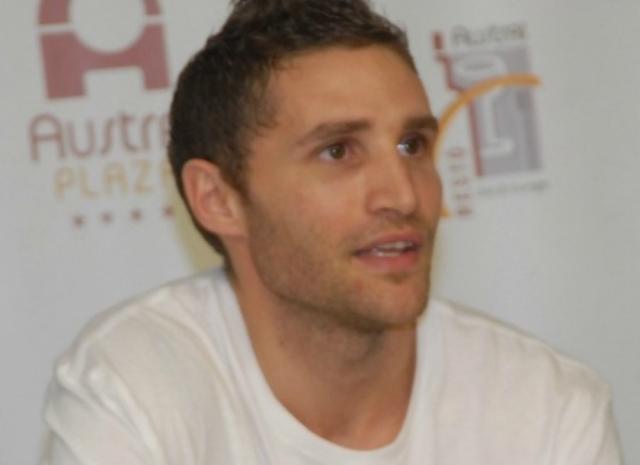 San Mart�n sali� de shopping