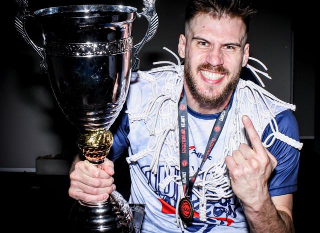 Las voces del campe�n