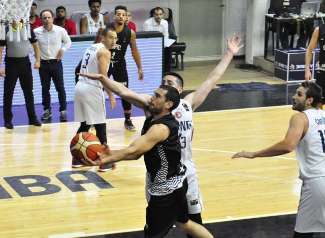 La mano de Ort�z apag� el incendio