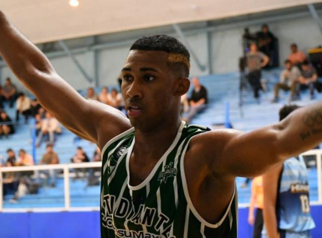 Enderson Alcal� tendr� que ser operado