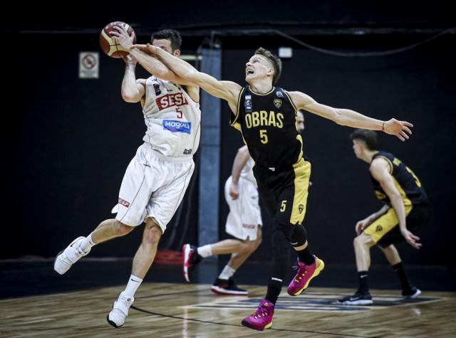 Se apag� la m�sica