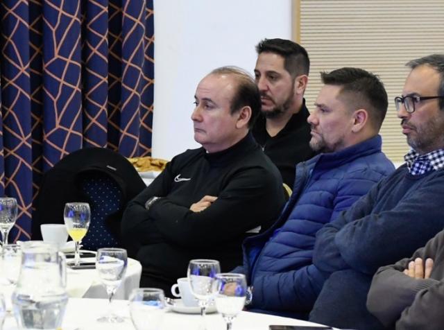 Reuni�n y definiciones de la Mesa Ejecutiva