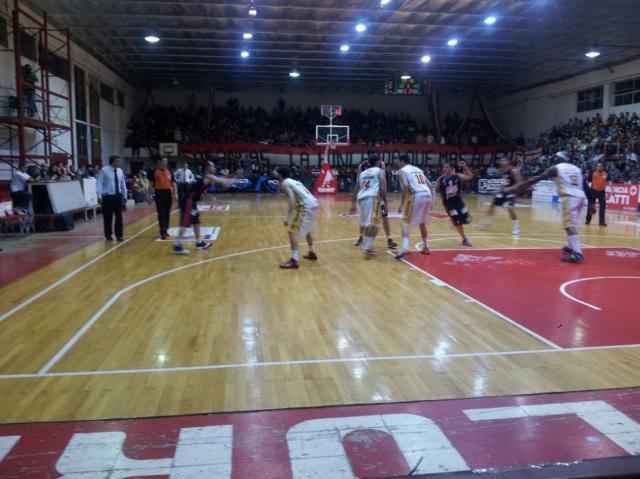 Instituto super� a San Martin y se adelant� en la serie semifinal