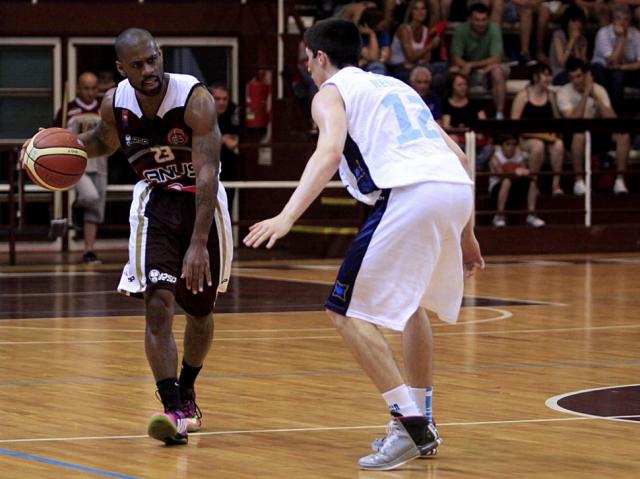 Bah�a sonri� por primera vez de visitante