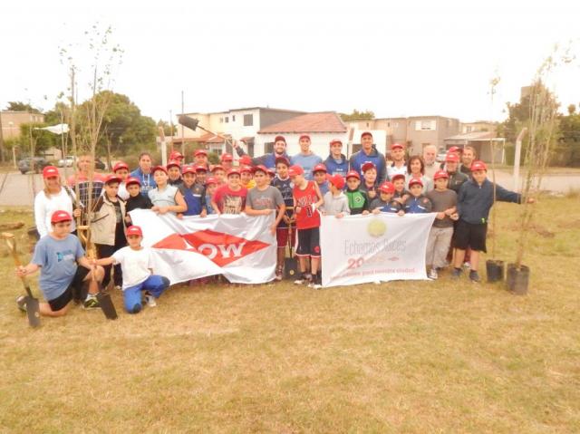 Bah�a sigue echando ra�ces en la sociedad