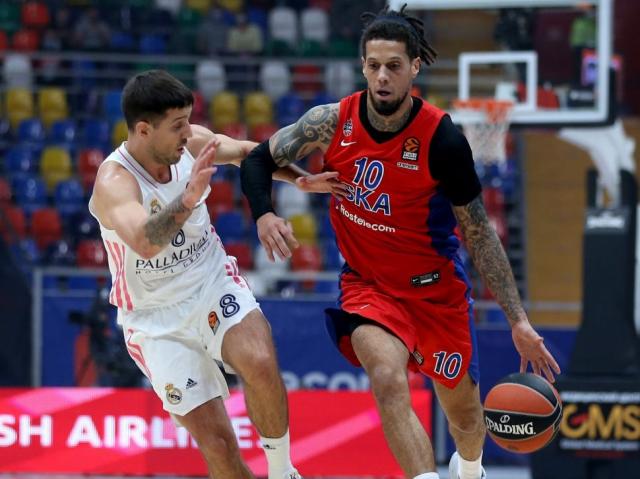 Extra�aron al siete