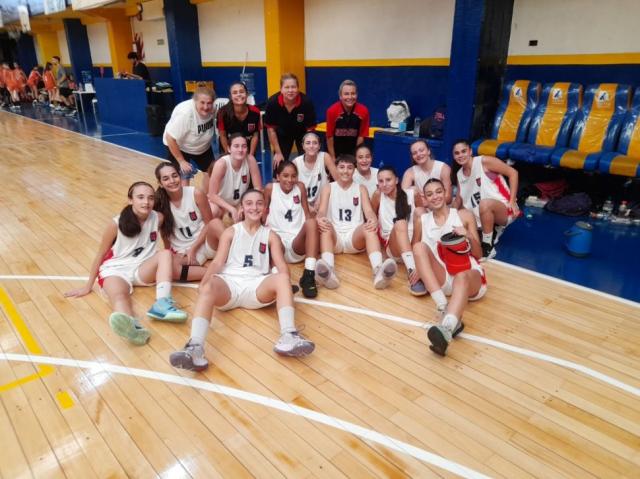 Rosario vibr� con el U15 femenino