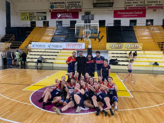 Rosario con festejos y campeonatos en formativas