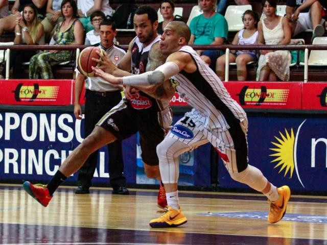 Lan�s lo gan� al galope