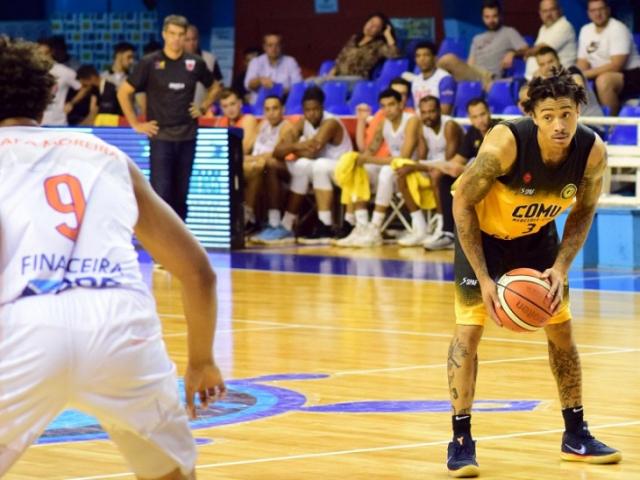 Comu volvi� a ganar y dio un gran paso