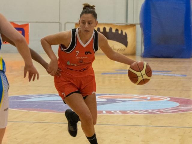 Siguen sum�ndose a la legi�n