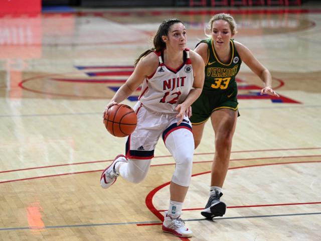 Ni las fiestas detienen a la legi�n