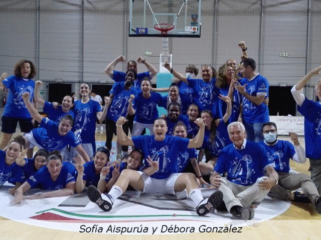 Los ascensos te�idos de celeste y blanco