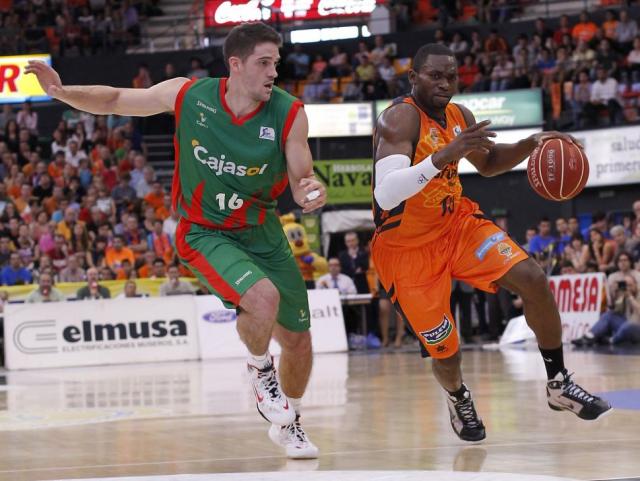 Mata, Nocioni, Van Lacke y Richotti se lucieron en Espa�a