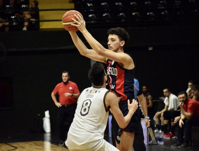 Cicl�n a media marcha