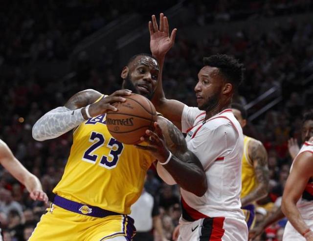 Portland bombarde� a Lebron y compa��a