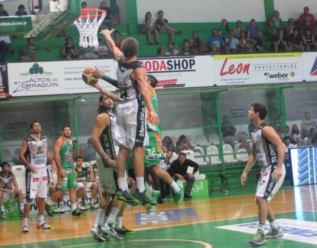 Atenas le tom� el gusto a ganar fuera de casa