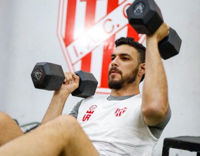 Acu�a: "Lucas (Victoriano) me pidi� sacar la mejor versi�n m�a"