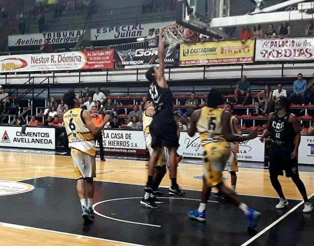 Se mete en la discusi�n