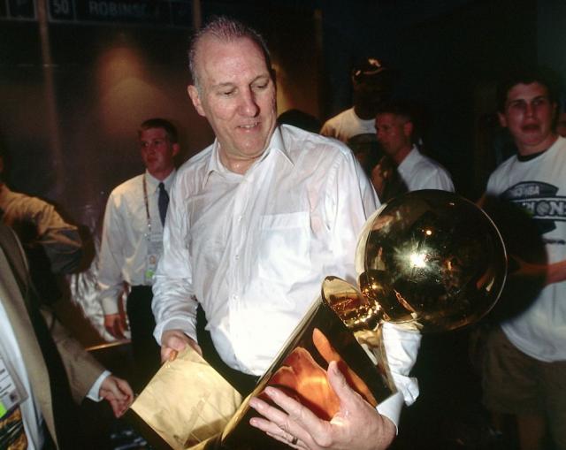 Fin de una era: Popovich deja el banco de Spurs