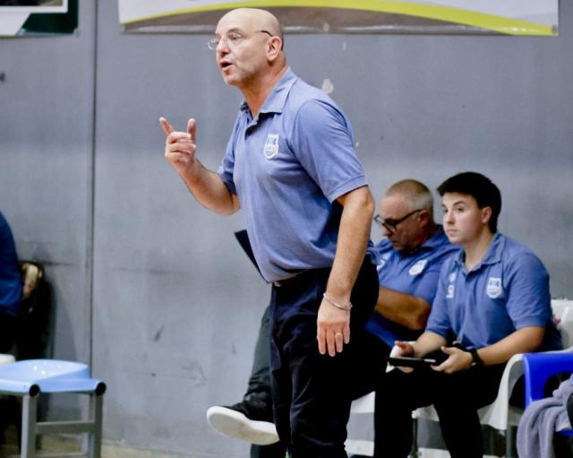 LA: Los entrenadores para la 25-26