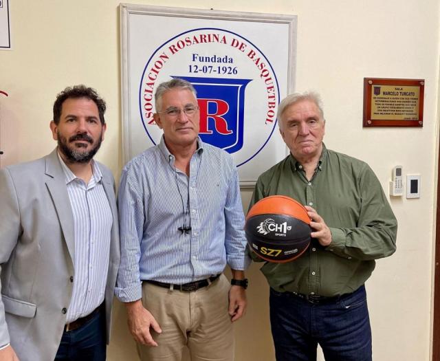 La Asociaci�n rosarina con nuevo bal�n oficial