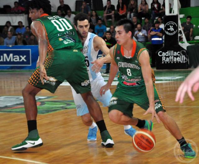 Lo atropell� en el final