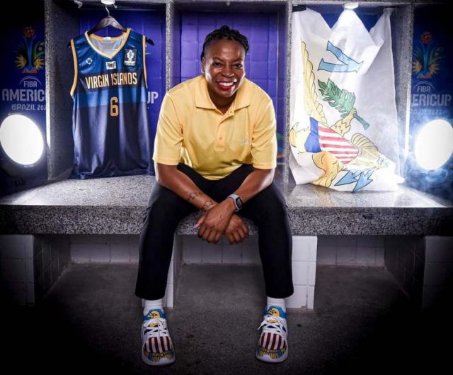 Qui�n es Edniesha Curry, la DT mujer de la Americup