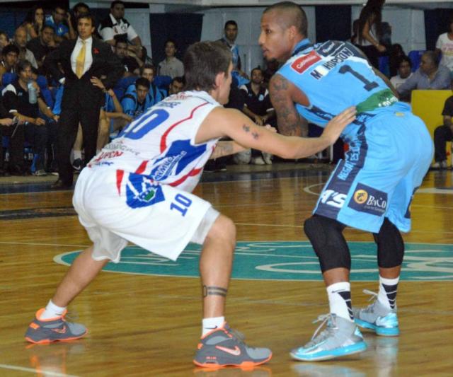 Regatas sigue a paso firme