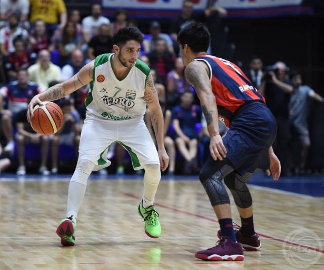 El tren abri� la estaci�n Boedo