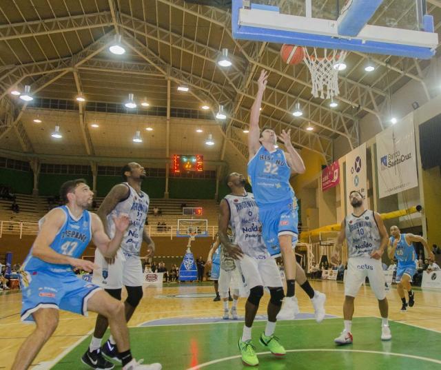 Hispano va por todo a Jun�n