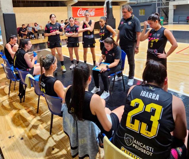 Ferro de nuevo arriba, Ameghino y Uni�n Florida suben