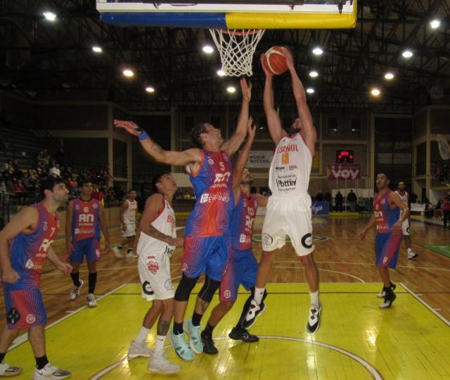 Goleadas y cl�sico en Rosario del Tala